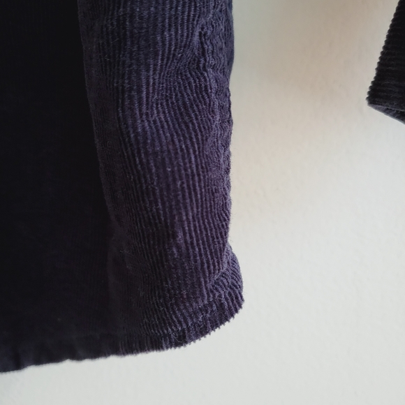 3/$35 The Children's Place size 5/6 navy corduroy button shirt size 5/6 - Picture 3 of 4